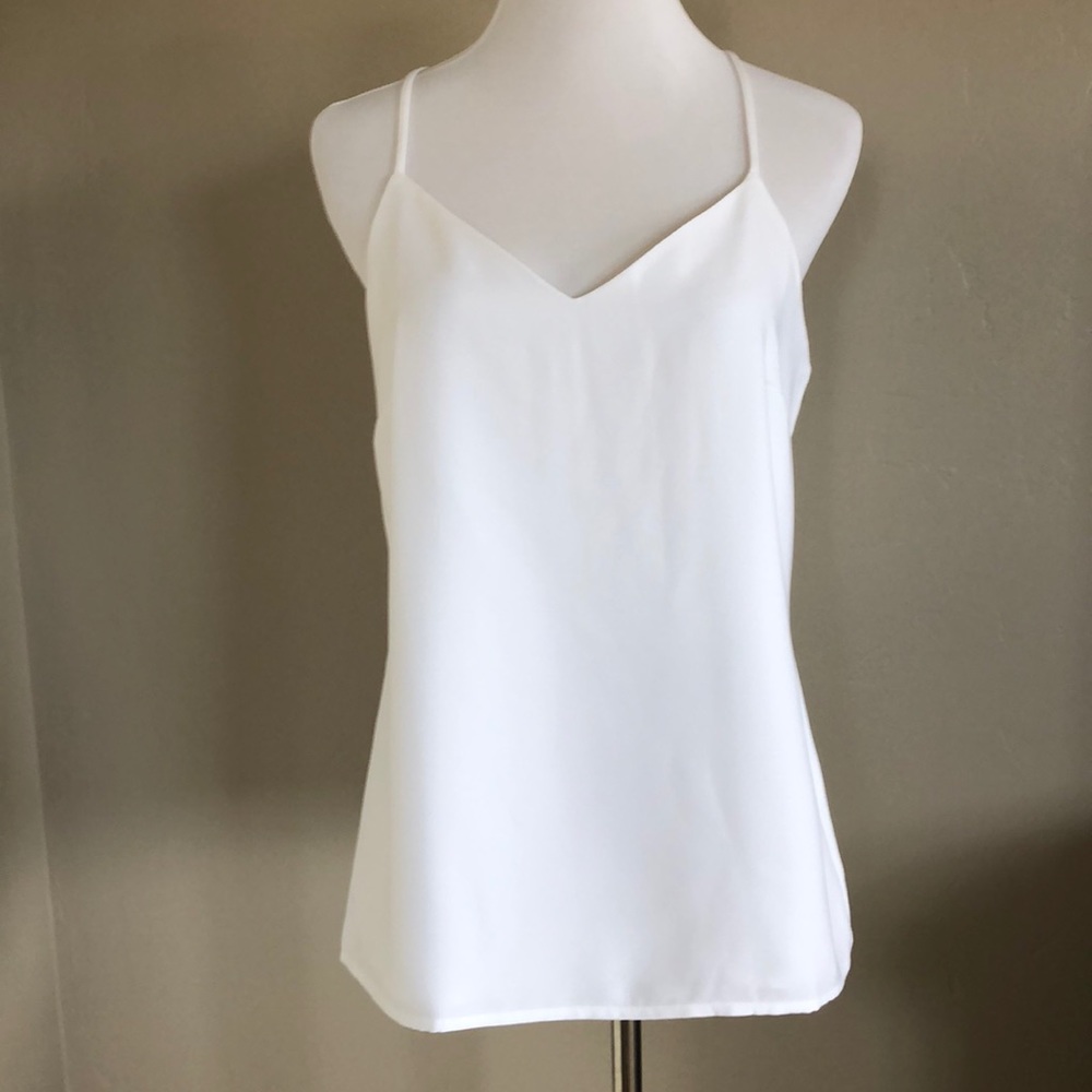 Banana Republic 🌿 Easy Care Racerback Camisole